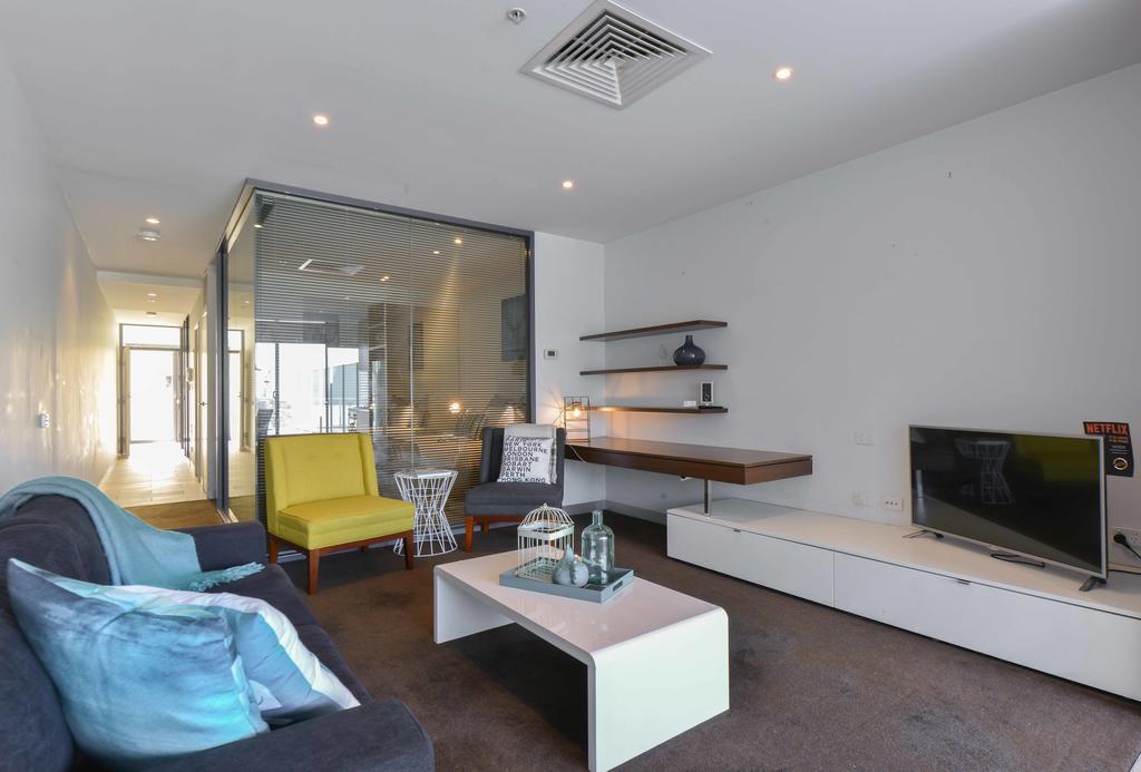 Aparthotel Northbank Residences By Apartments Of Melbourne Melbourne